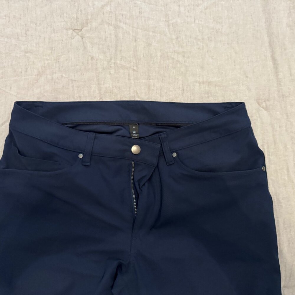 Lululemon Men's Casual Pant - Picture 3 of 4
